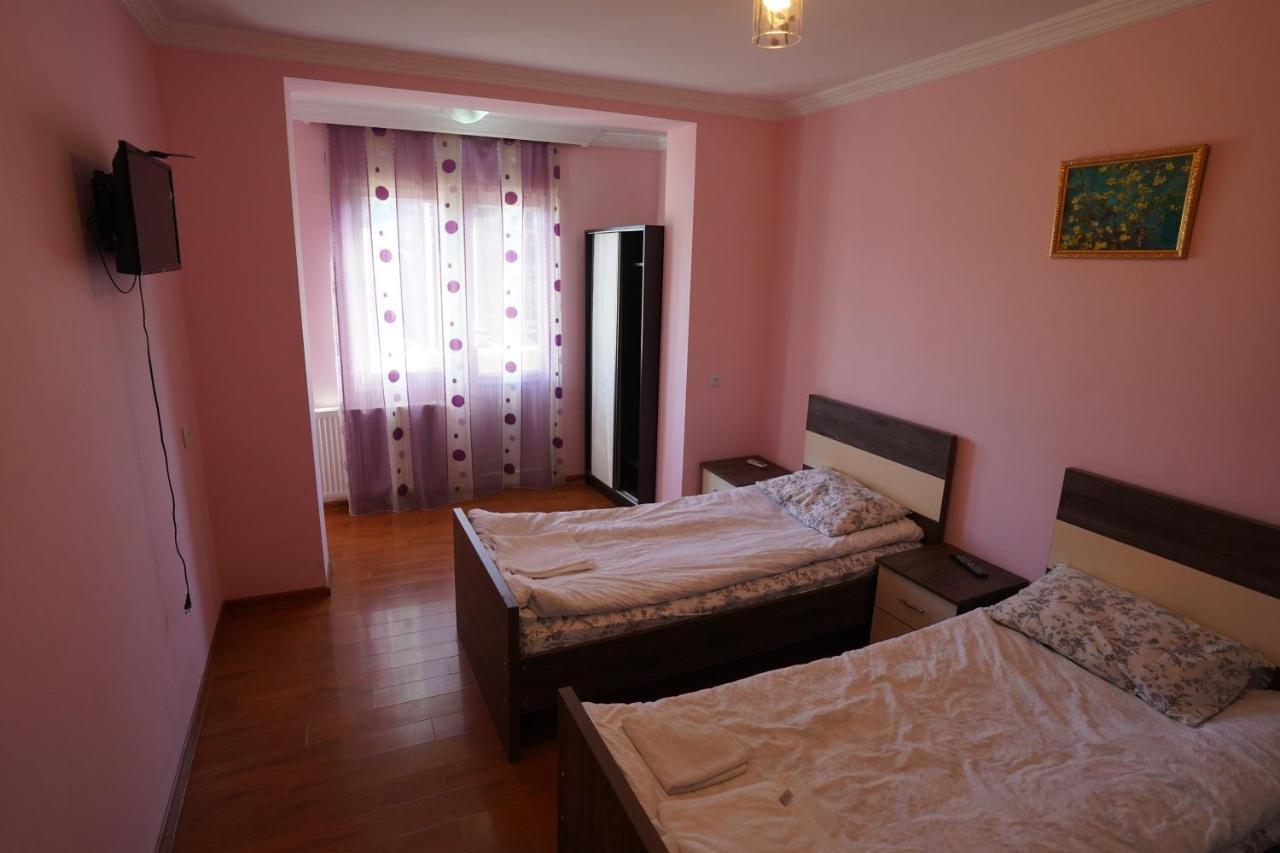 Imperator 1 Hotel Κουτάισι Εξωτερικό φωτογραφία