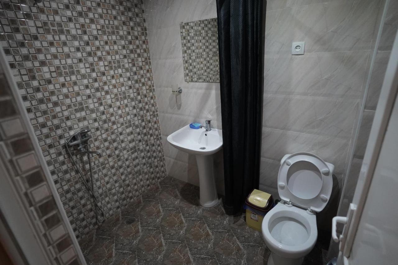 Imperator 1 Hotel Κουτάισι Εξωτερικό φωτογραφία