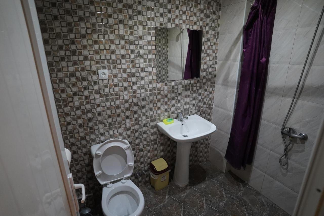 Imperator 1 Hotel Κουτάισι Εξωτερικό φωτογραφία