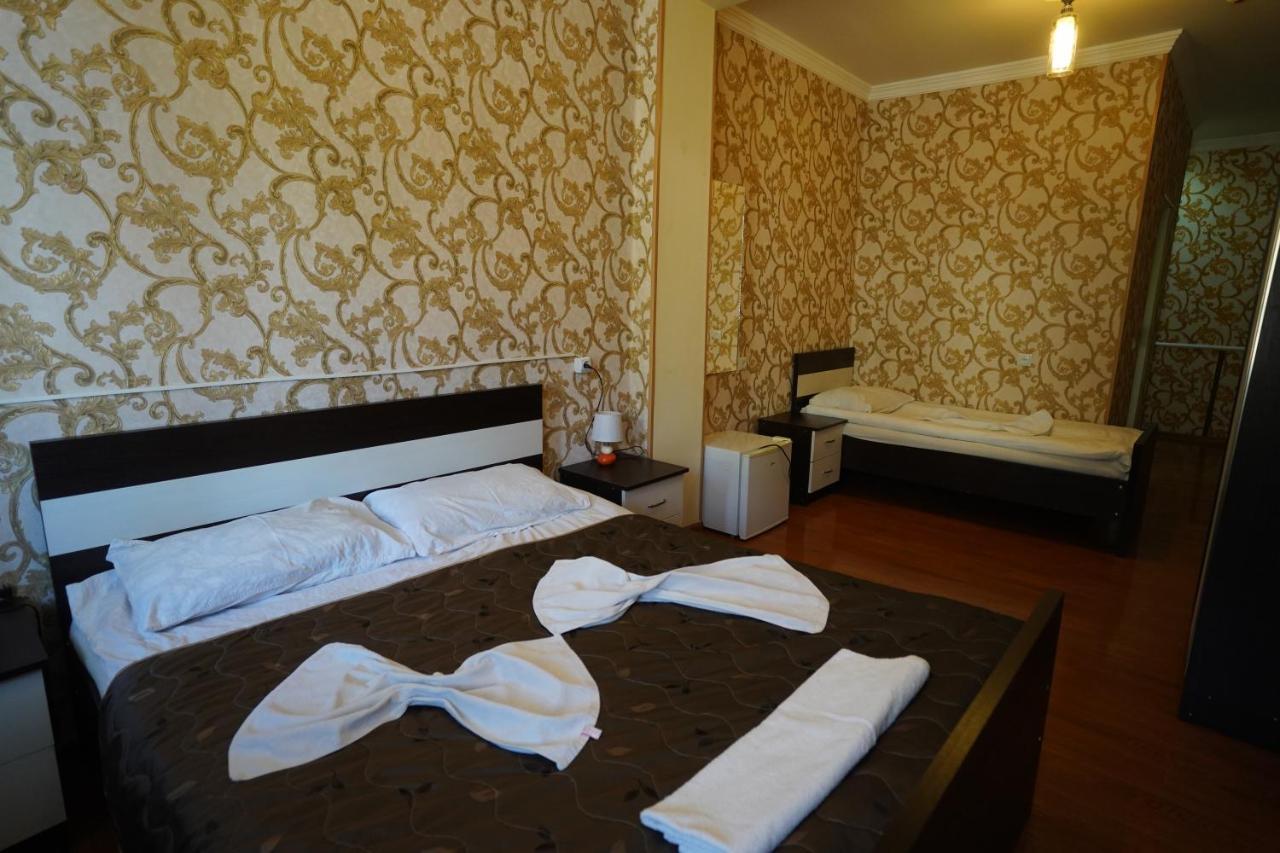 Imperator 1 Hotel Κουτάισι Εξωτερικό φωτογραφία