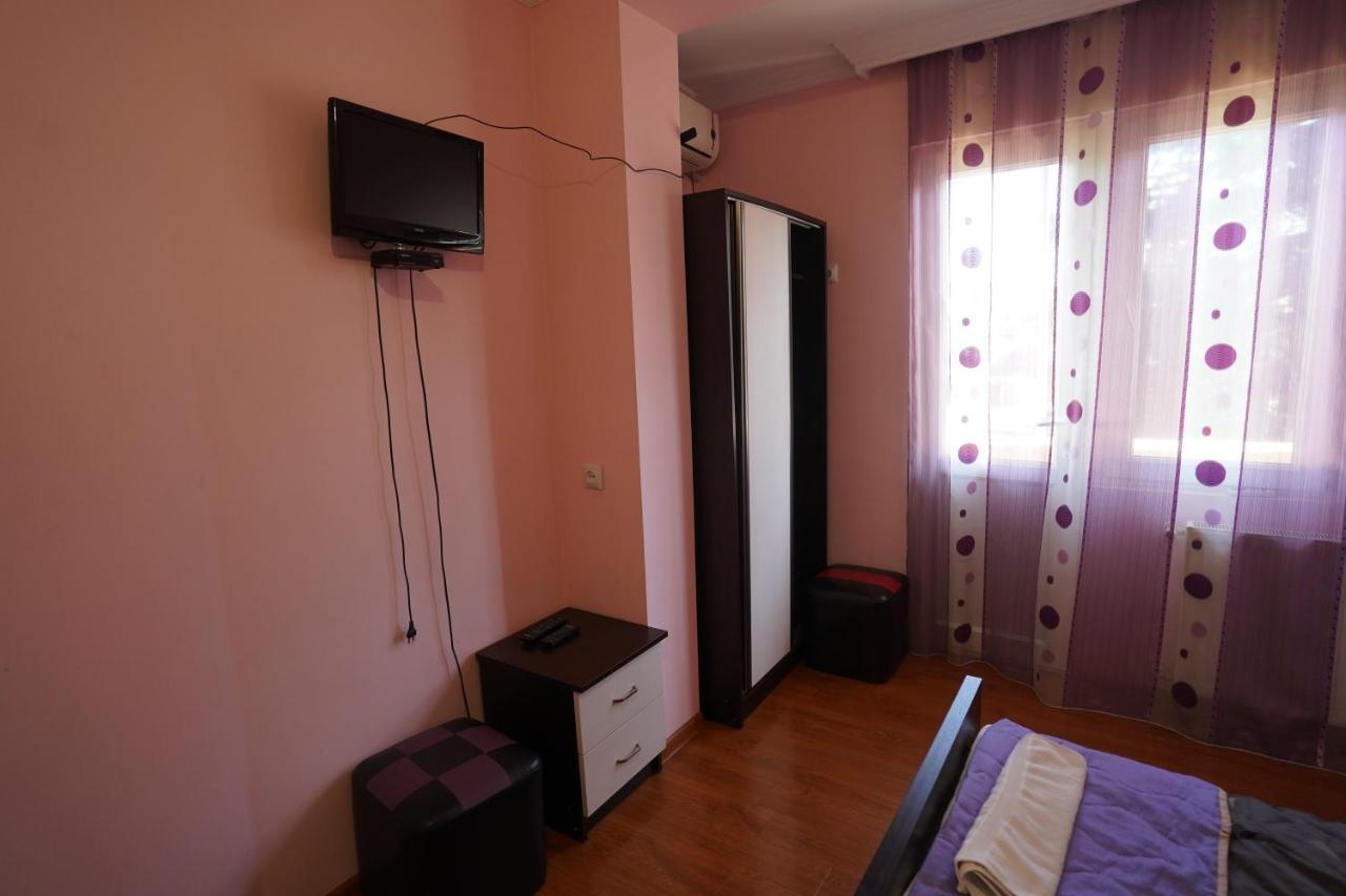 Imperator 1 Hotel Κουτάισι Εξωτερικό φωτογραφία