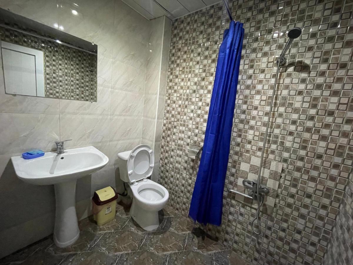 Imperator 1 Hotel Κουτάισι Εξωτερικό φωτογραφία
